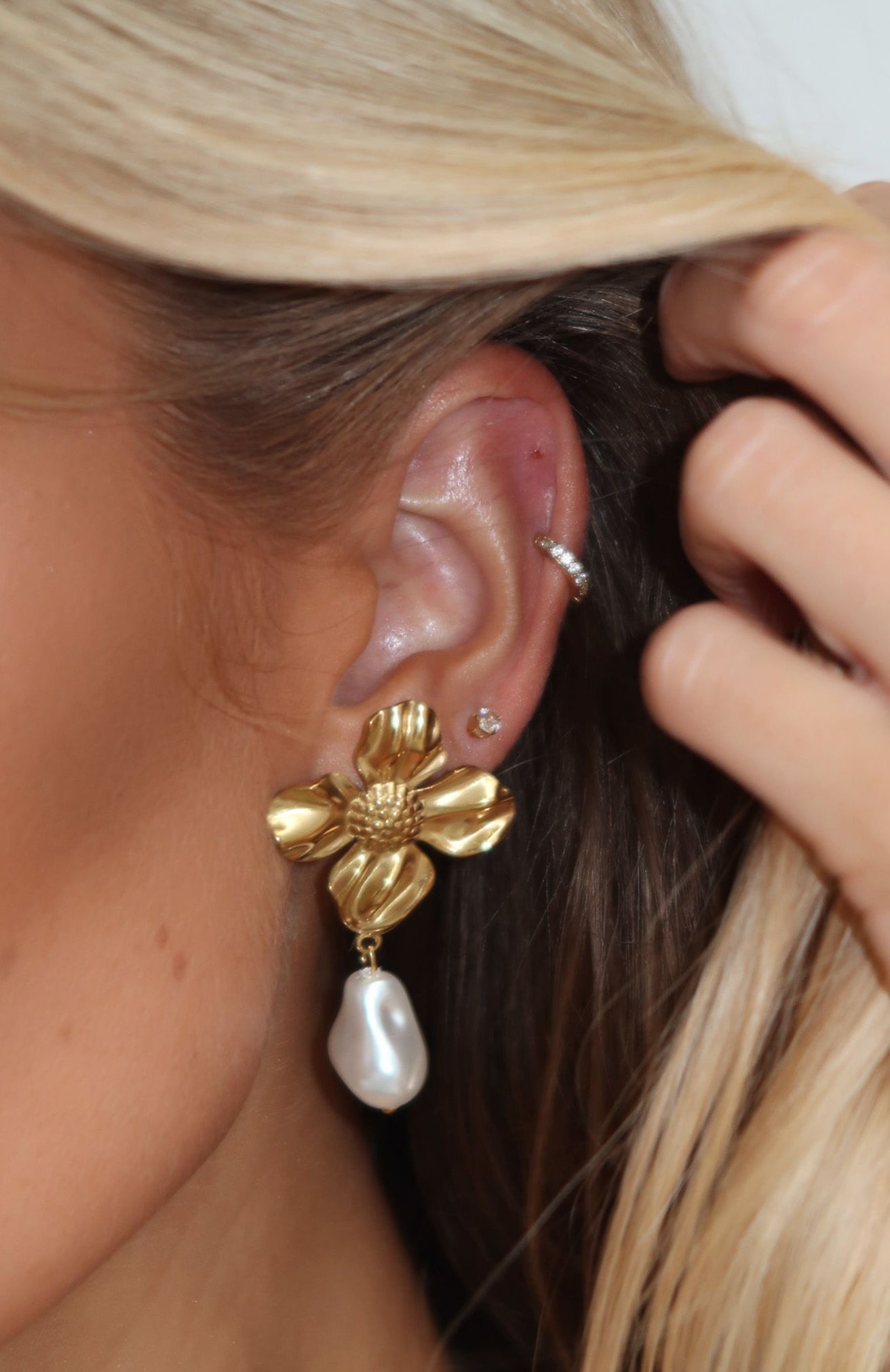 Nani Earrings Gold