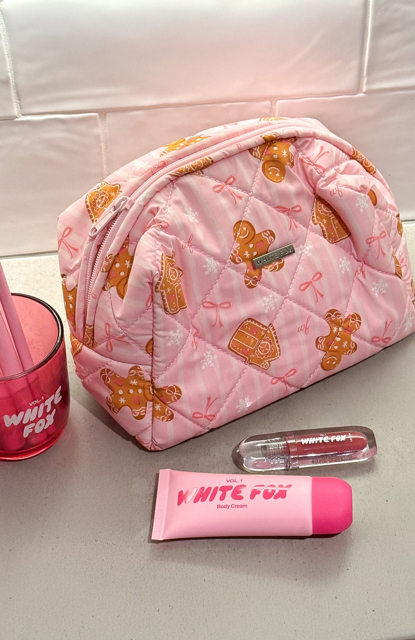 Getting Ready Cosmetic Bag Gingerbread Twist